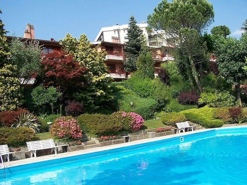 Cordelia 4 Apartment Luino 0*,  Italy